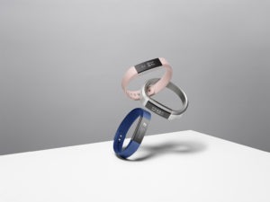 Fitbit-Alta-Family-2