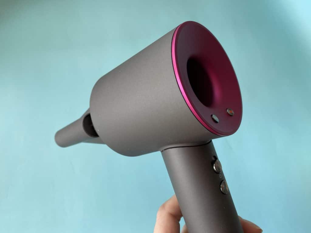DysonSupersonic,hair dryer,best,worth it,dyson,super sonic,erin,blogger,vlogger,tech,technology,canada,usa,america,ionic,dryer,compare,price,motor,why