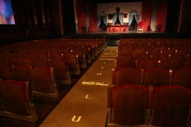 luminous_carpets_teatro_madrid