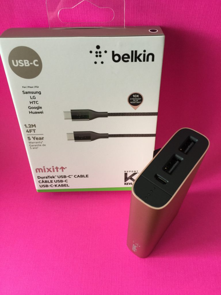 belkin power bank charger pink color colour best